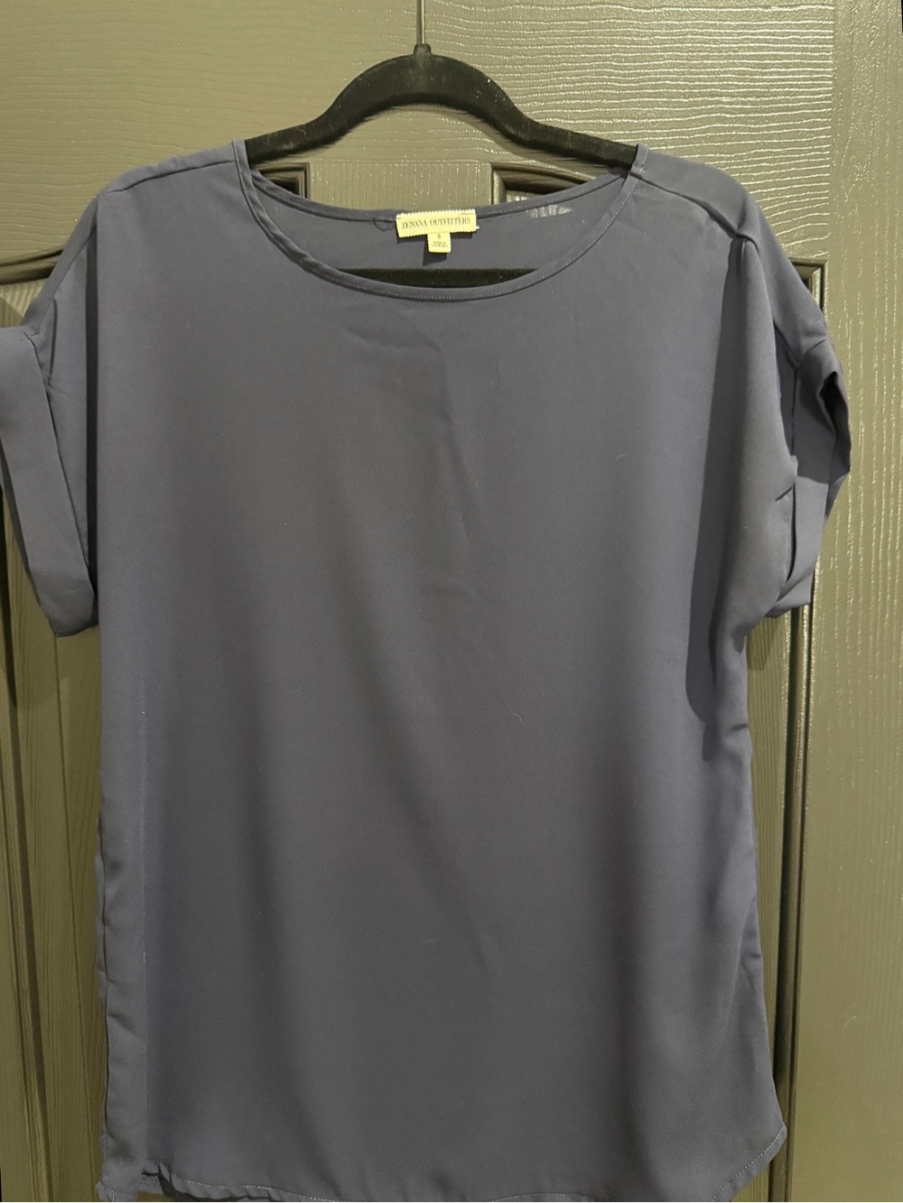 Zenana Outfitters Navy Short-Sleeve Round-Neck Blouse